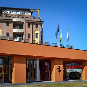 4* Hotell Planet